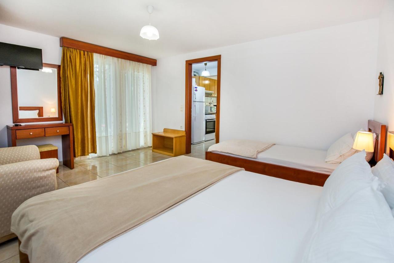 Kiriakos Holiday Home Астрис Экстерьер фото